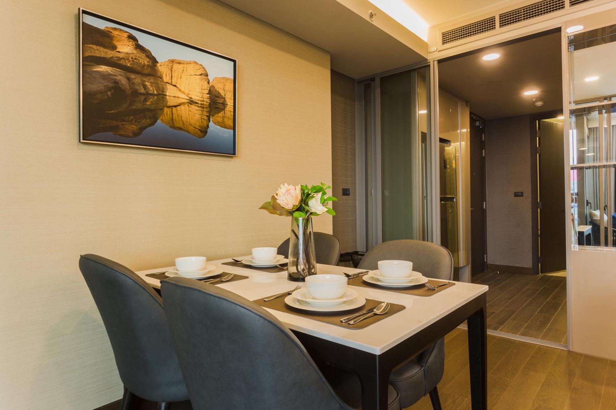 Wyndham Bangkok Queen Convention Centre Ngoại thất bức ảnh